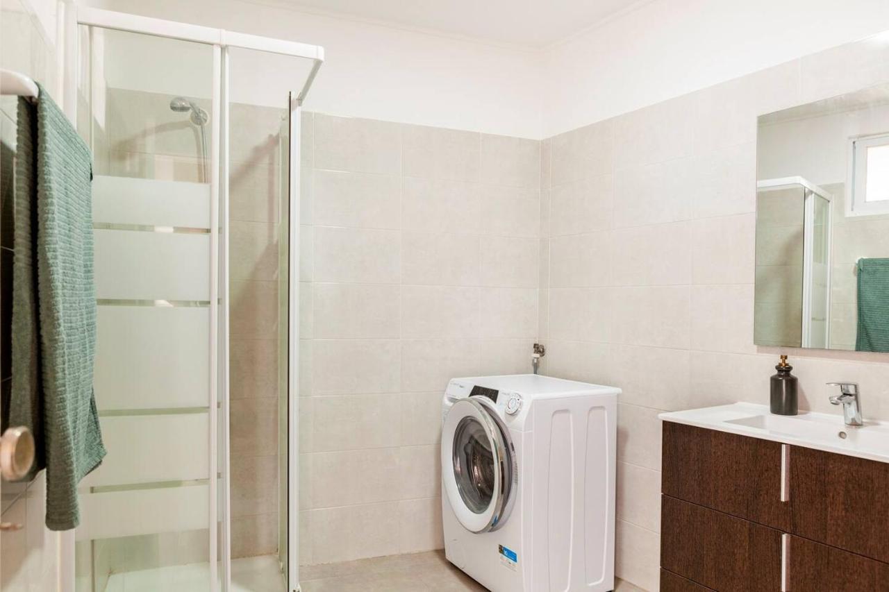 Relax In Lisbon For 4 People With Terrace And Parking公寓 外观 照片
